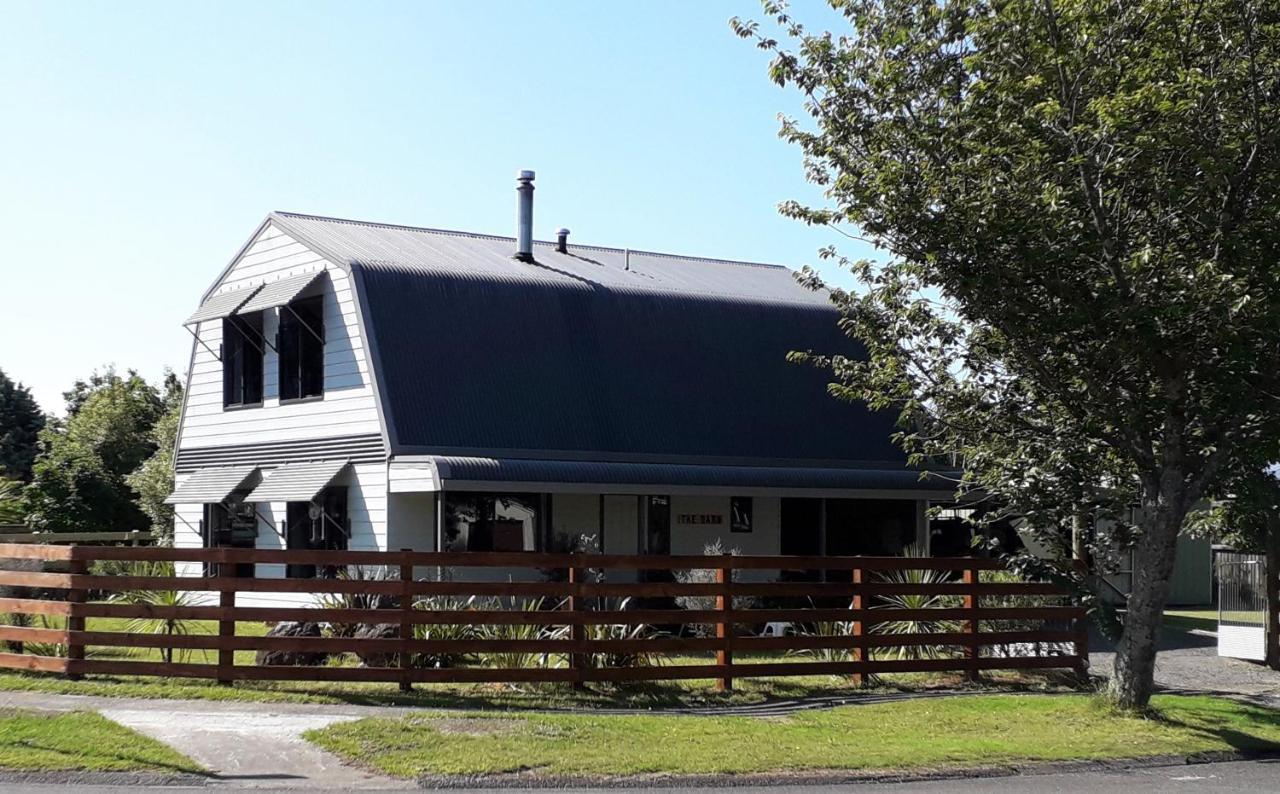 The Barn in Turangi Villa Bagian luar foto